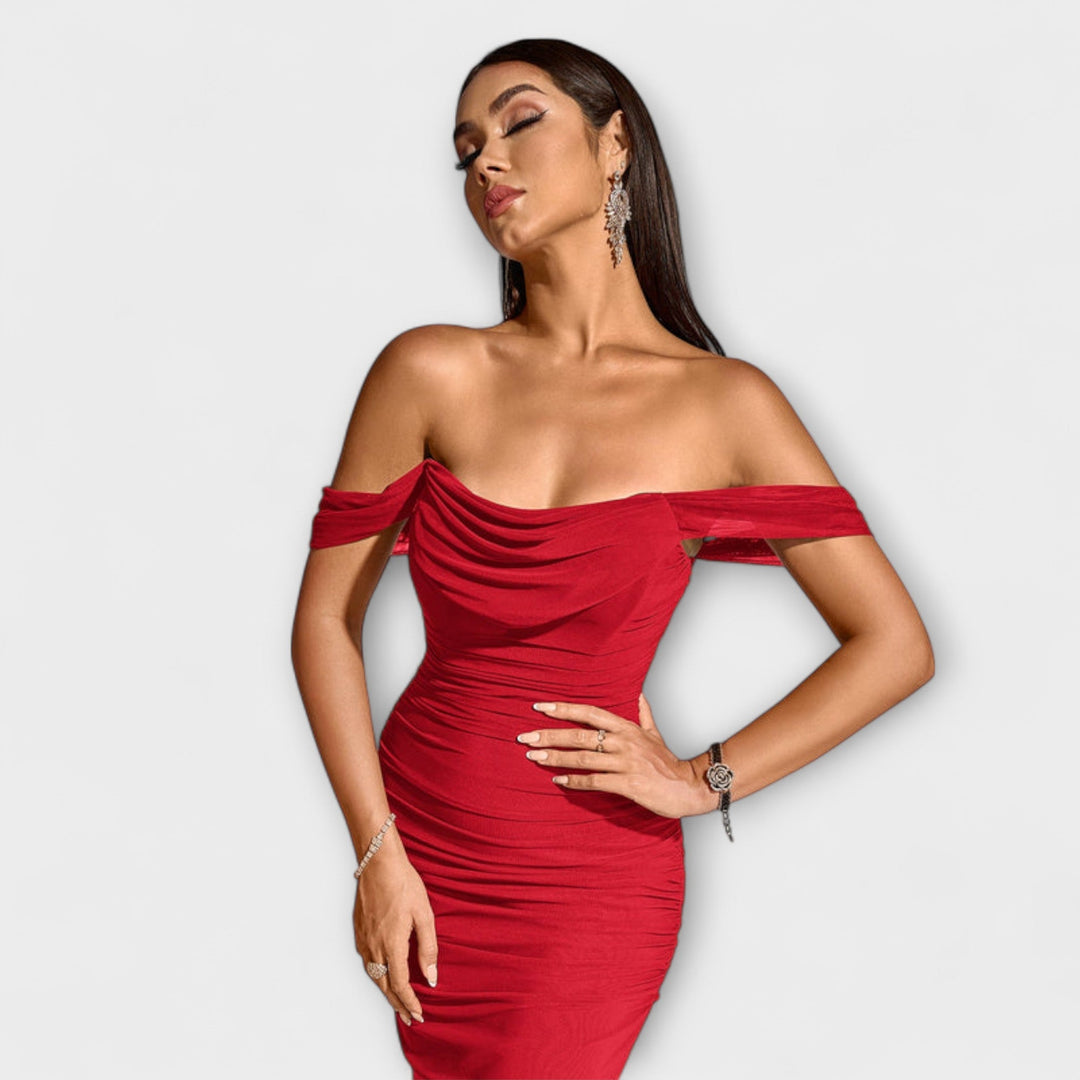 Bodycon Dress with Bare Shoulders and Ruffles