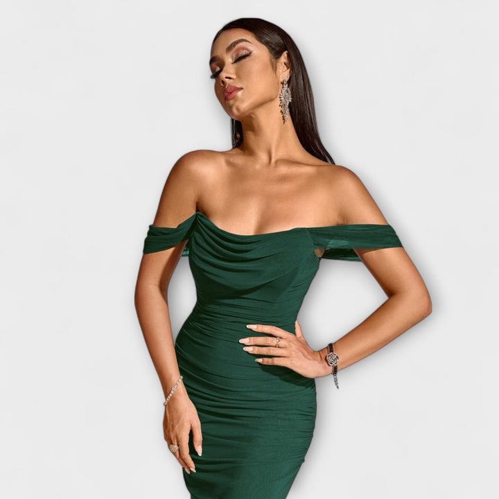 Bodycon Dress with Bare Shoulders and Ruffles