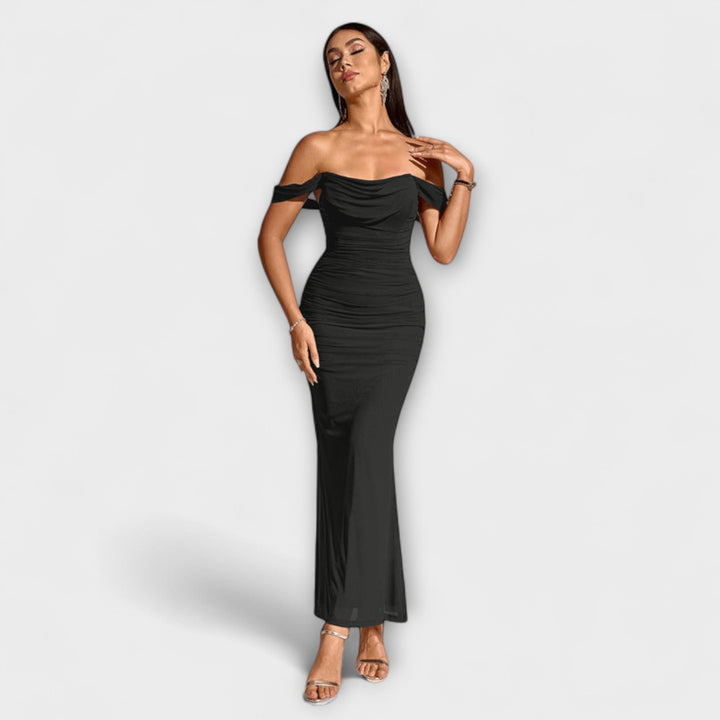 Bodycon Dress with Bare Shoulders and Ruffles