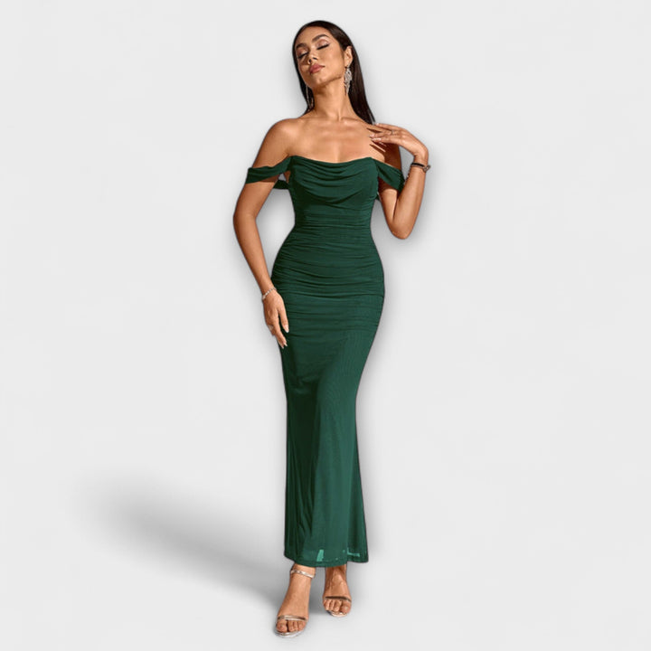 Bodycon Dress with Bare Shoulders and Ruffles