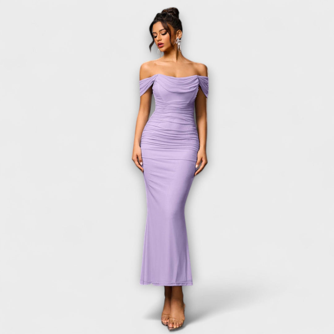 Bodycon Dress with Bare Shoulders and Ruffles