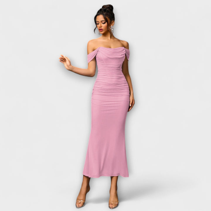 Bodycon Dress with Bare Shoulders and Ruffles