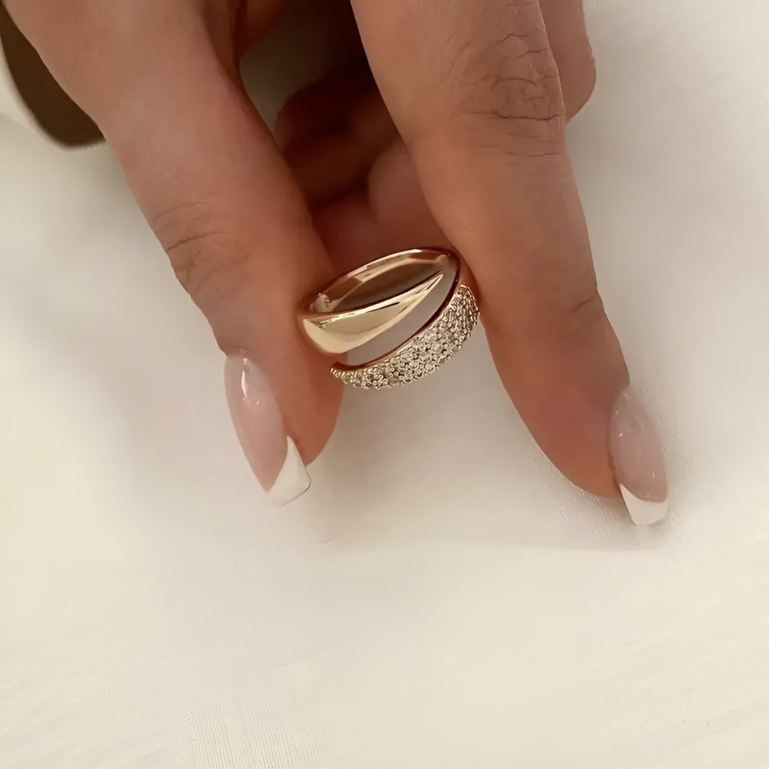 Caoimhe - Elegant Adjustable Ring