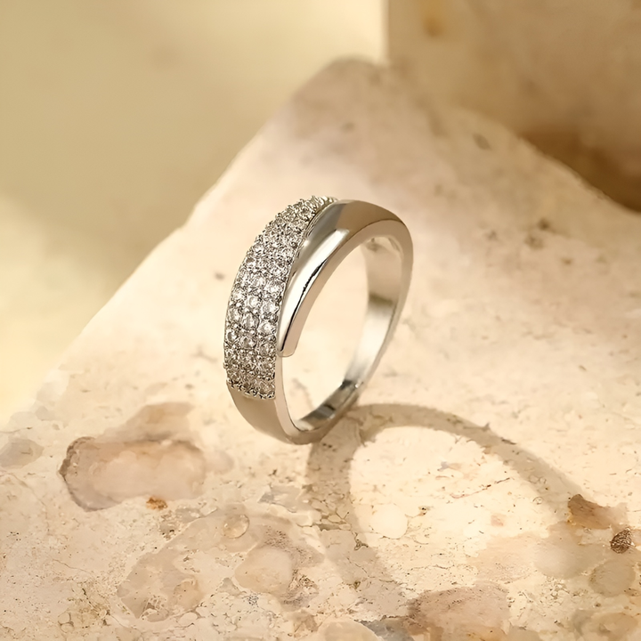 Caoimhe - Elegant Adjustable Ring