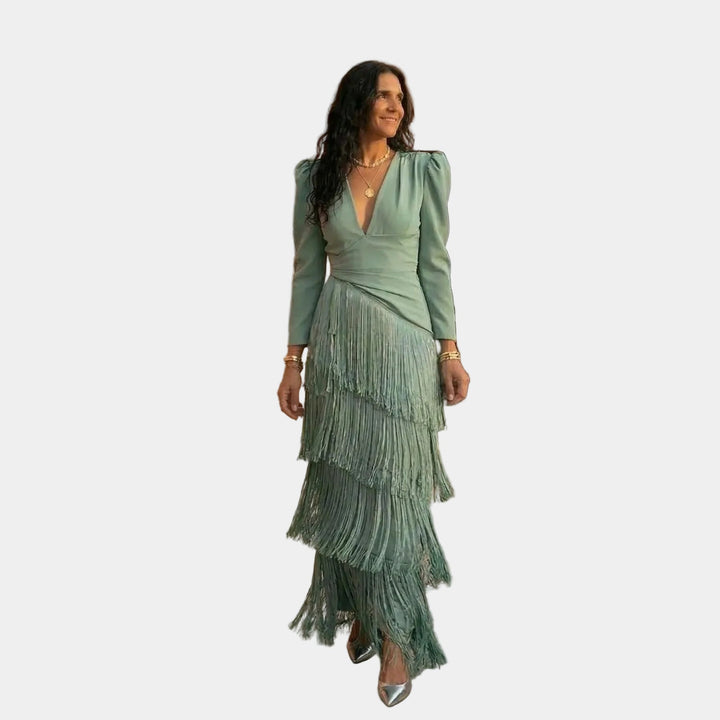 Charlotte · Elegant dress with fringed sleeves