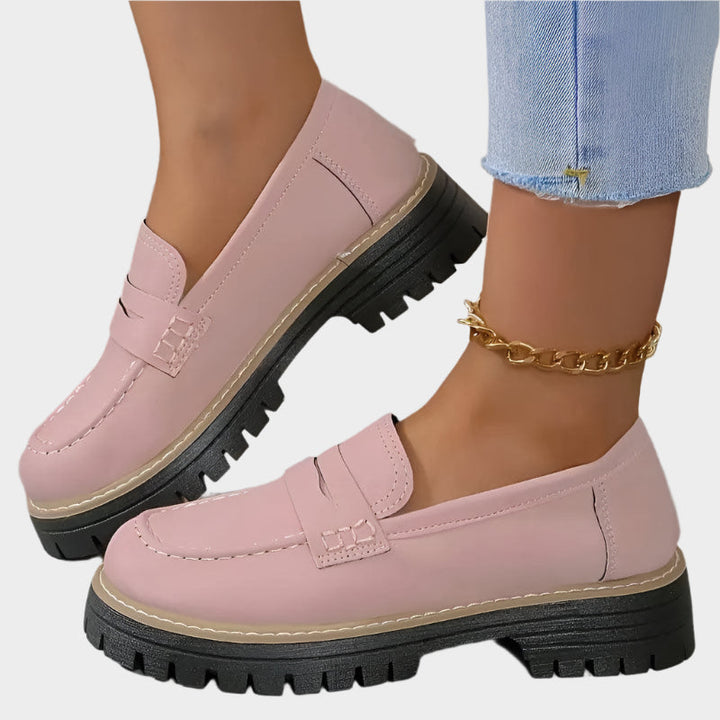 Fionnuala - Elegant Loafers with Sturdy Urban Sole