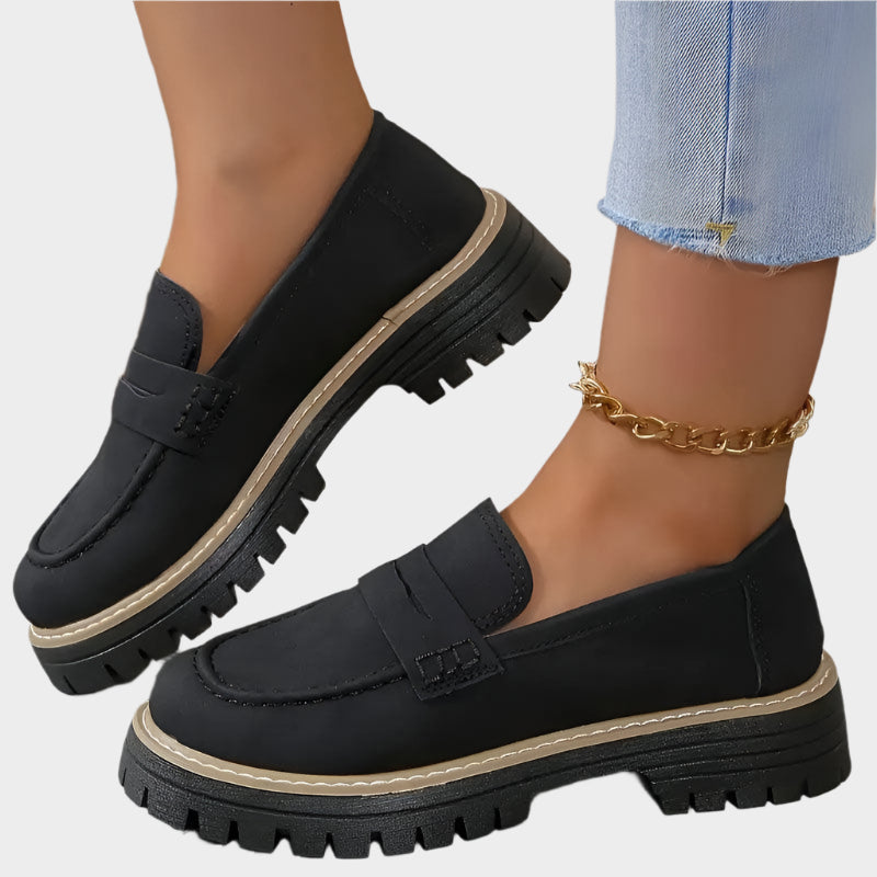 Fionnuala - Elegant Loafers with Sturdy Urban Sole