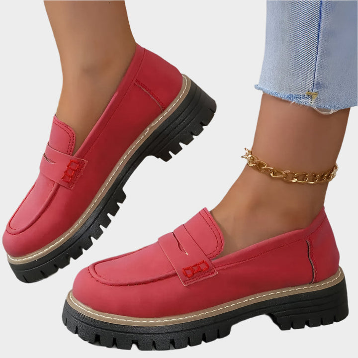 Fionnuala - Elegant Loafers with Sturdy Urban Sole