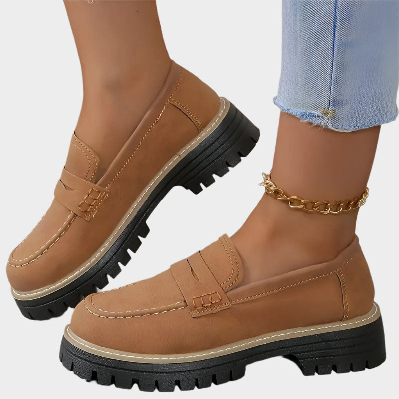 Fionnuala - Elegant Loafers with Sturdy Urban Sole