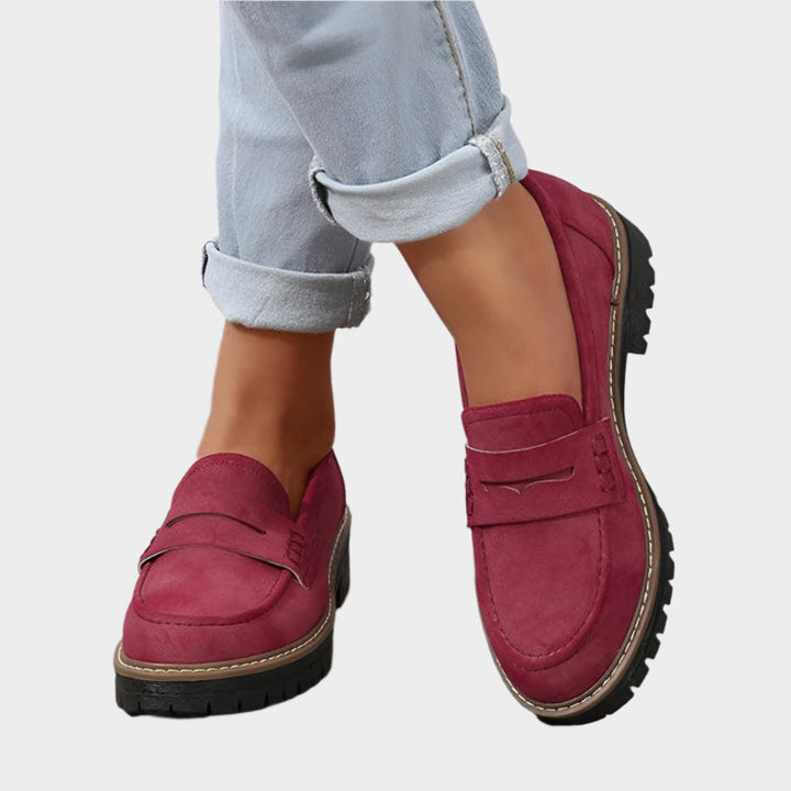 Fionnuala - Elegant Loafers with Sturdy Urban Sole