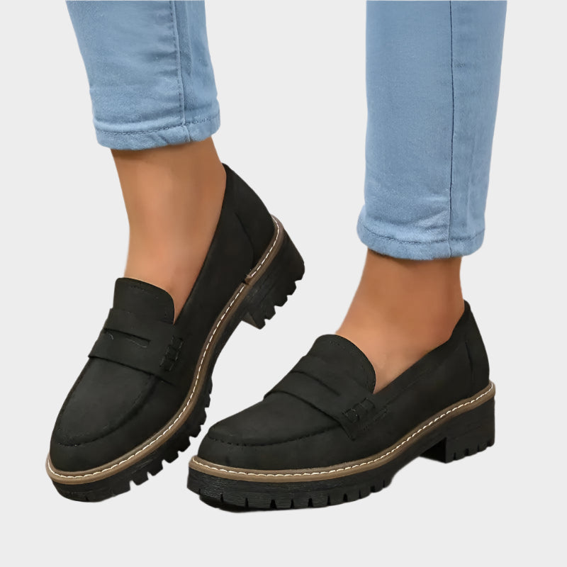 Fionnuala - Elegant Loafers with Sturdy Urban Sole