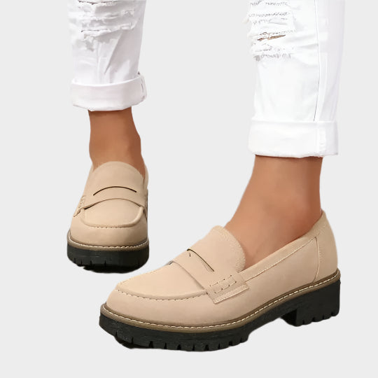 Fionnuala - Elegant Loafers with Sturdy Urban Sole