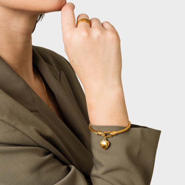 Gold Bracelet with Heart