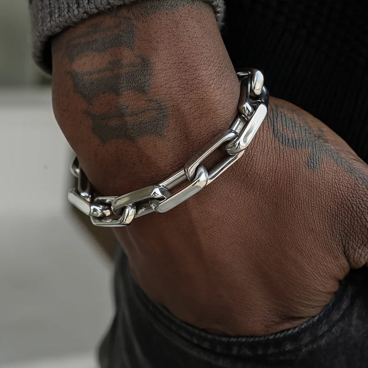 Eoin Bracelet with Chain