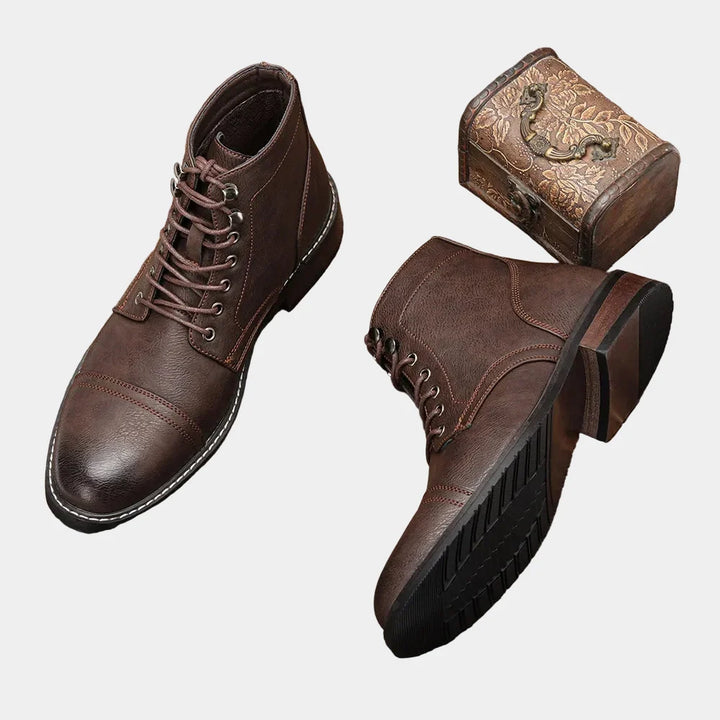 Dakota | Classic Derby Boots