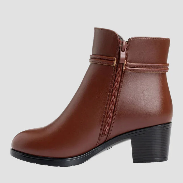 Franciska - Elegant winter ankle boots with zip
