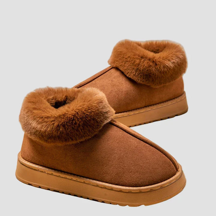 Saoirse - Comfortable Slippers with Fur Trim