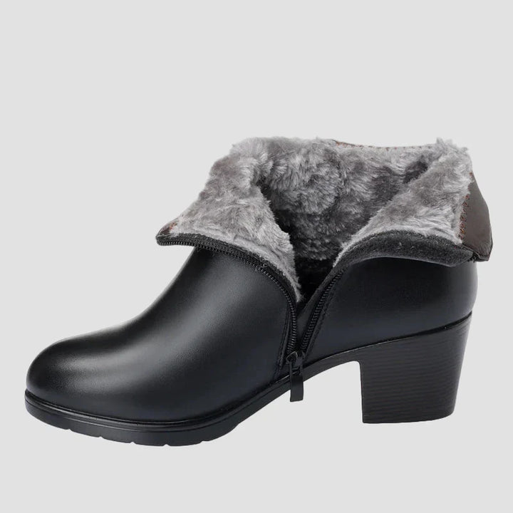 Franciska - Elegant winter ankle boots with zip