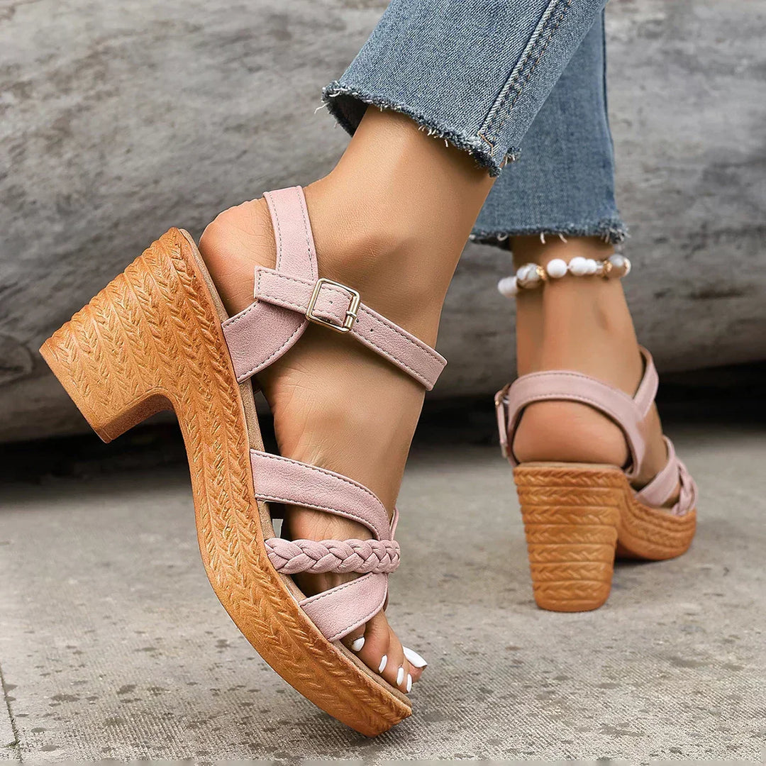 Saoirse - Strap Sandals
