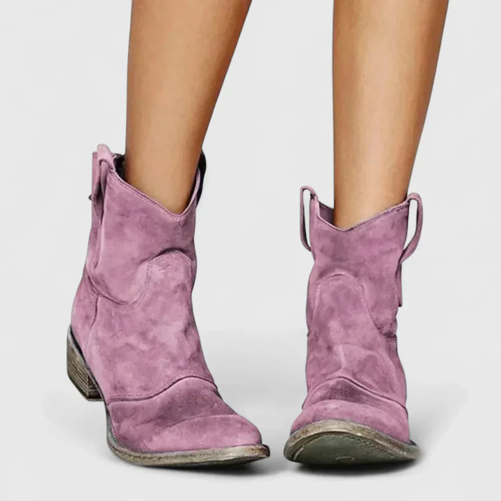 Libertate - Retro Cowboy Ankle Boots with an Elegant Finish