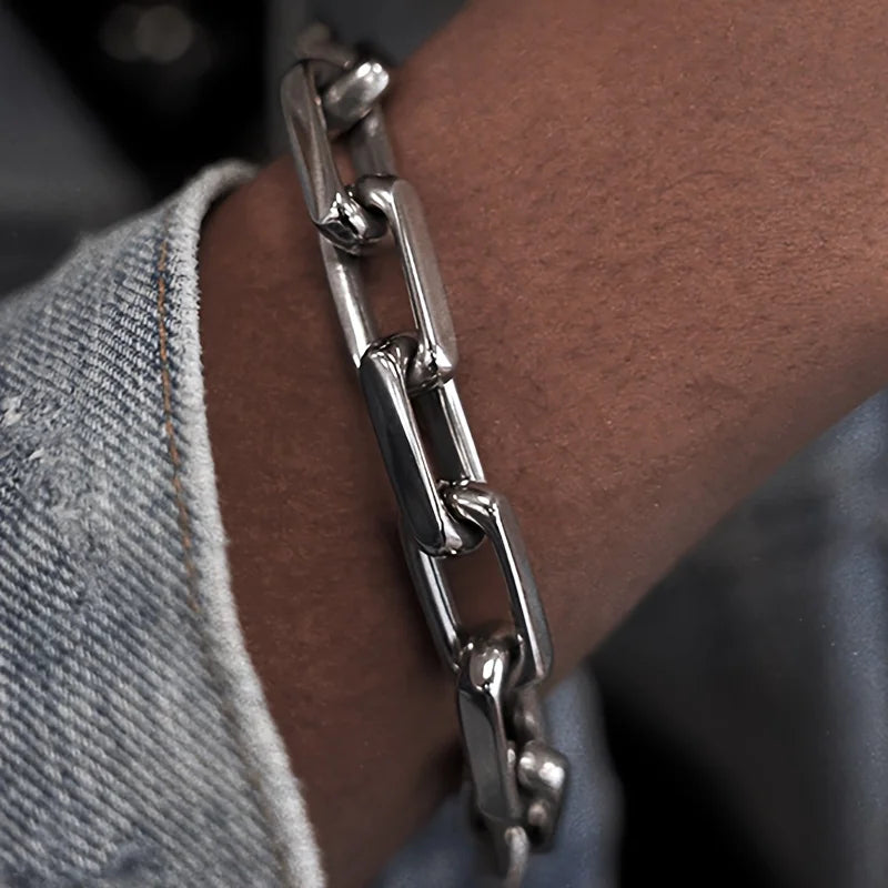 Eoin Bracelet with Chain