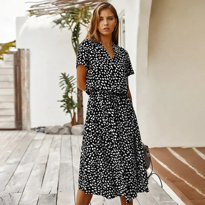 Gry | Vintage dress with floral print and short sleeves