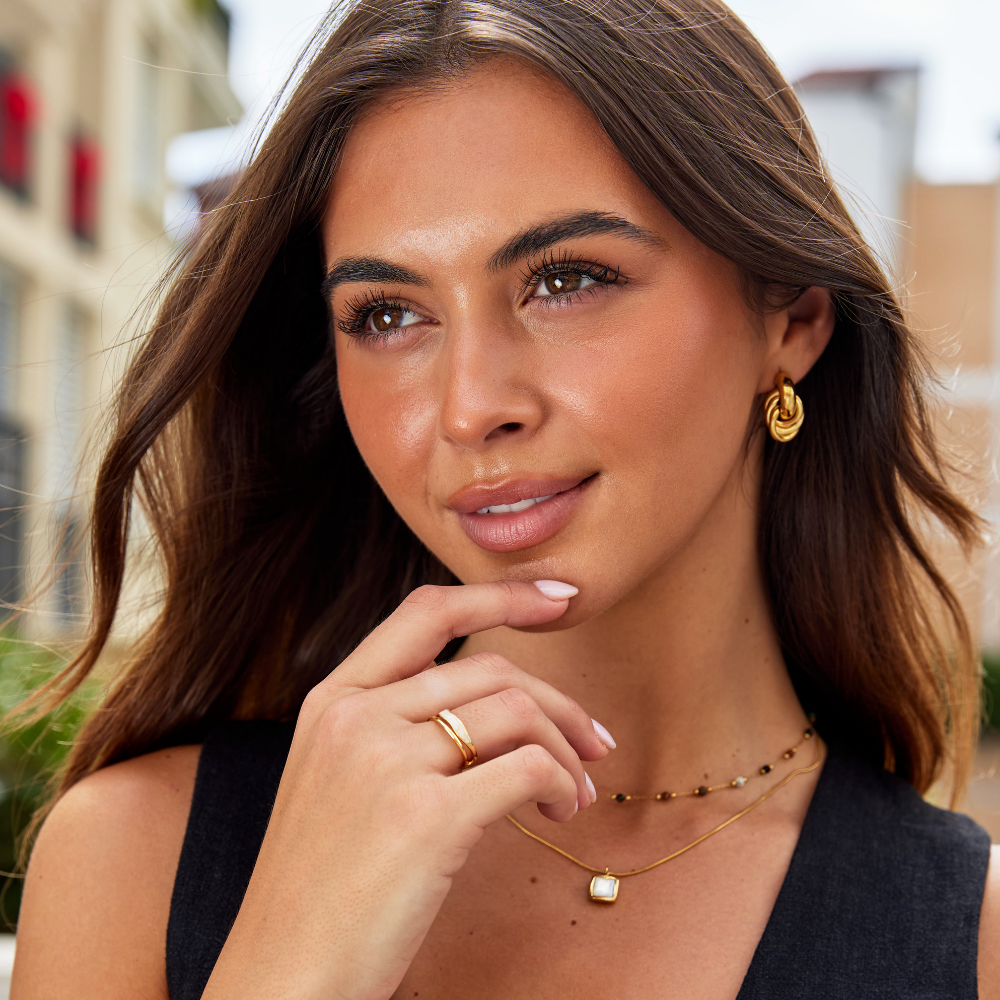 Aisling – Gold Ring with Simple Silhouette.
