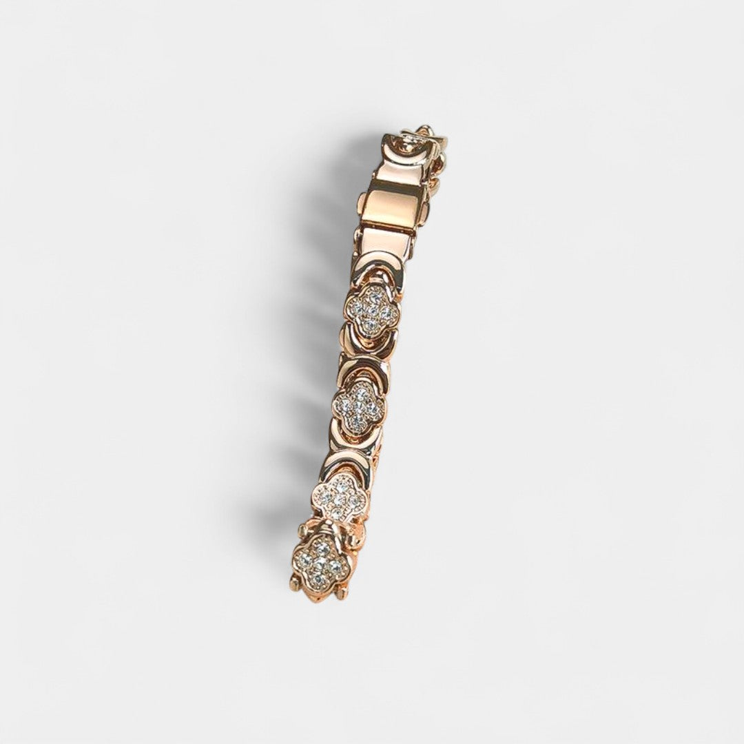 Maren - magnetic copper bracelet with elegance and timeless charm