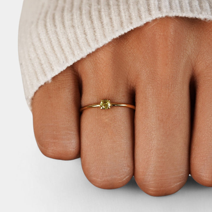 Ingrid - Gold rings with birthstones