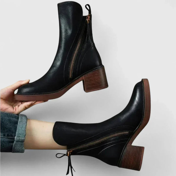 Órla - Elegant Ankle Boots with Timeless Refinement and Comfort