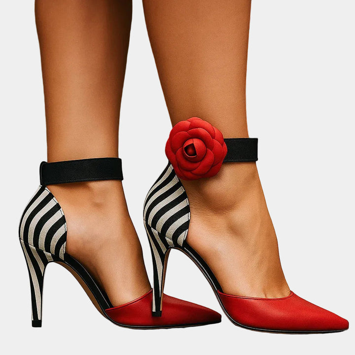 Siobhán - Shoes with Floral Elegance
