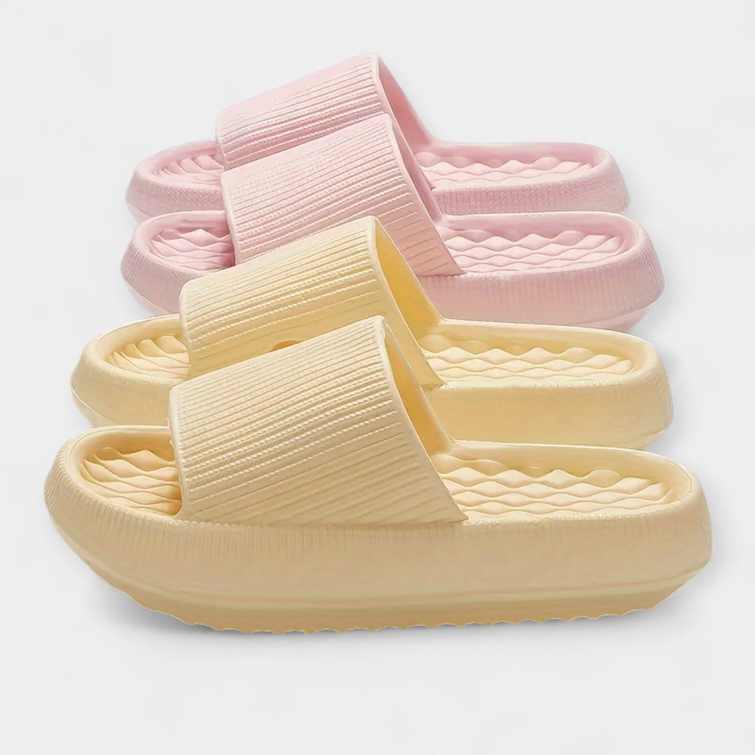 Slip-on summer sandals with a chunky sole