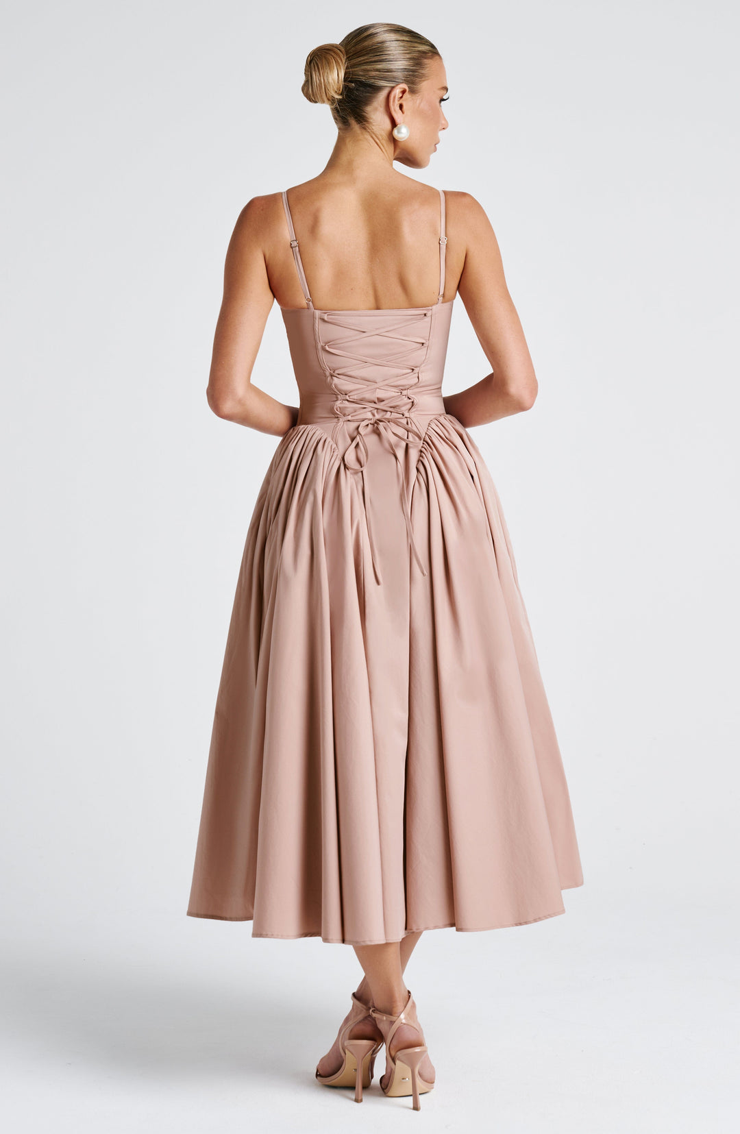 Leonora – Elegant Midi Dress for Women with Fitted Bodice and Voluminous Skirt