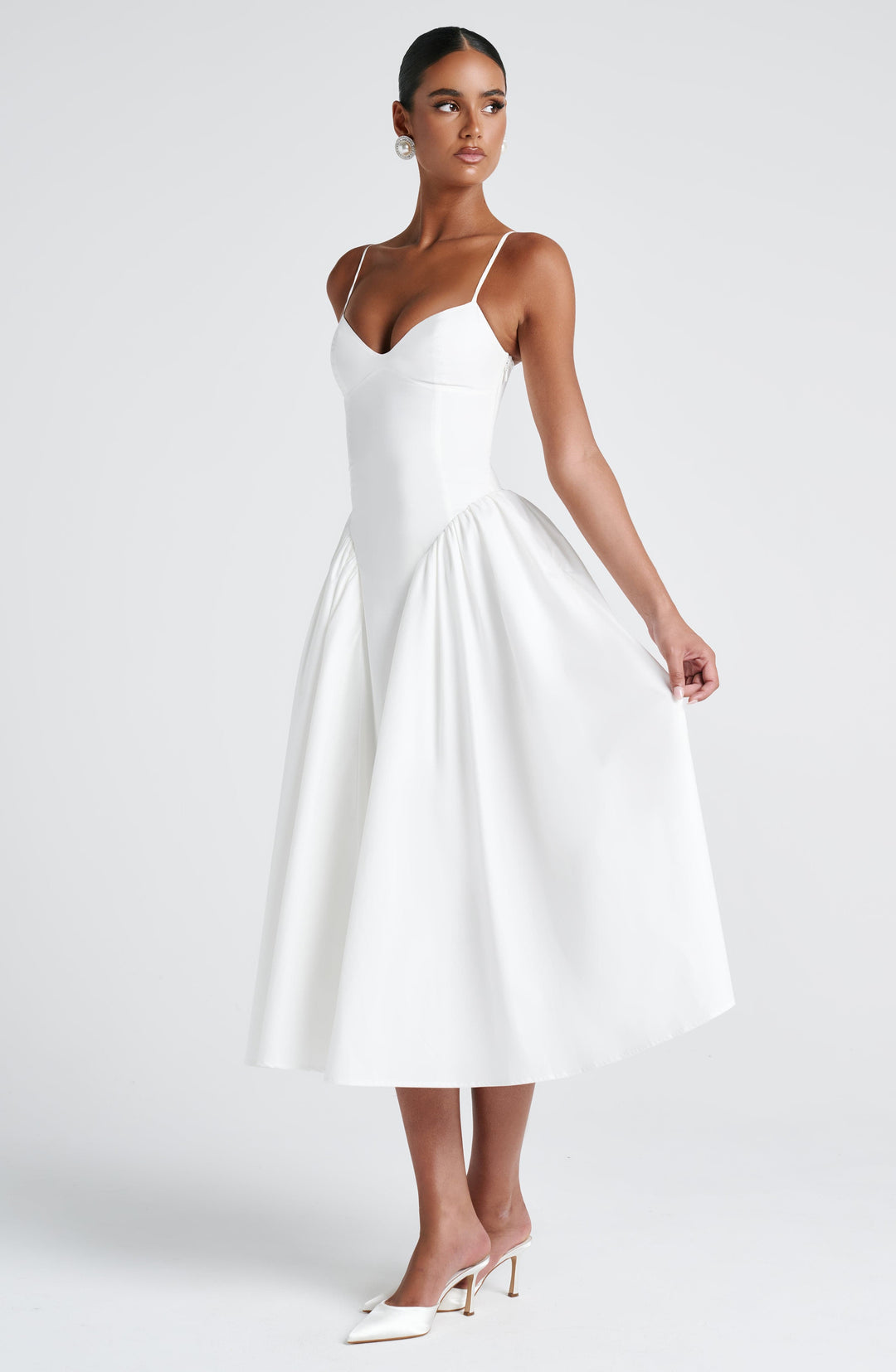 Leonora – Elegant Midi Dress for Women with Fitted Bodice and Voluminous Skirt