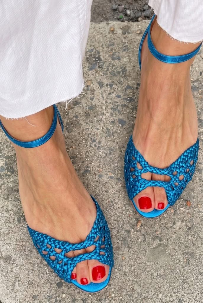 Isolde | Golden Braided Sandals