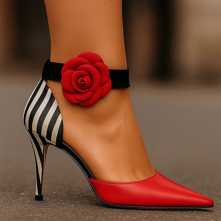 Siobhán - Shoes with Floral Elegance