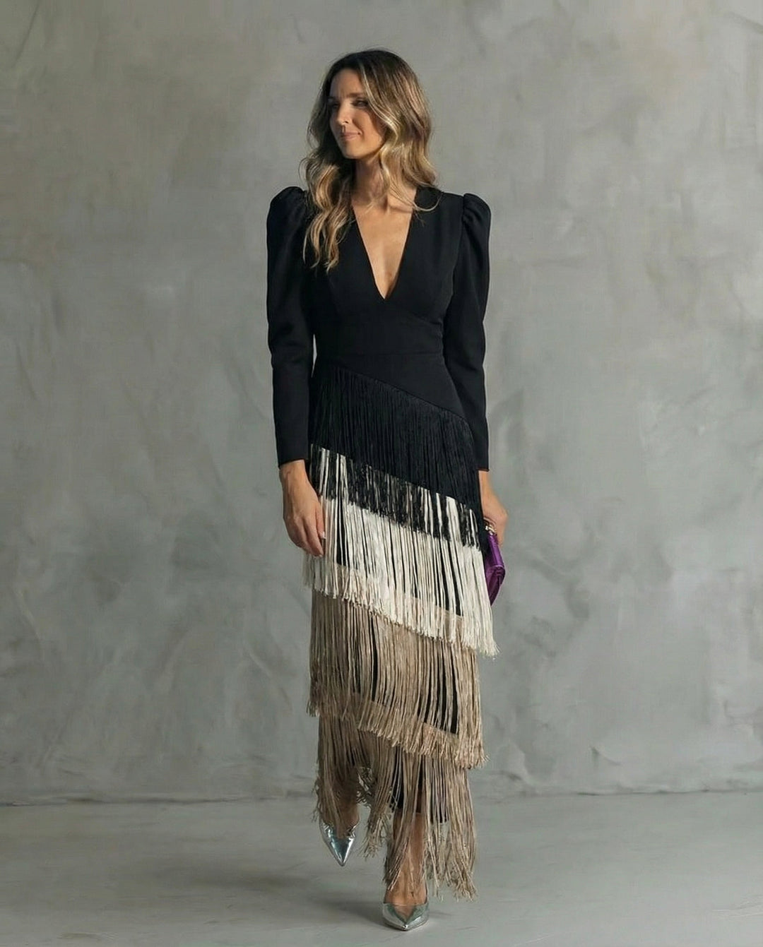Charlotte · Elegant dress with fringed sleeves