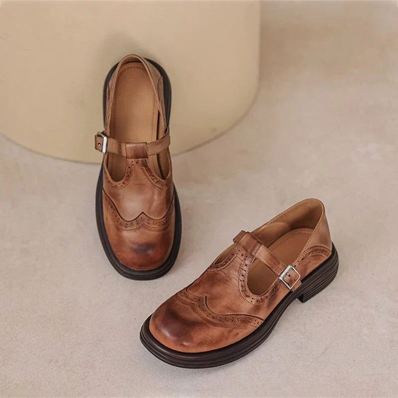 Aoife - Leather Mary Jane Shoes for Women with Strap
