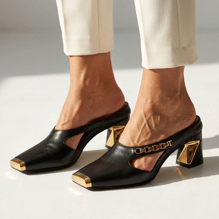 Niamh - Shoes with Gold-Colored Block Heel