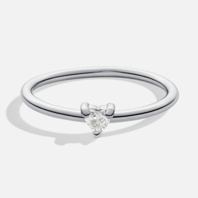 Órla – Slim Silver Ring with Fine Line