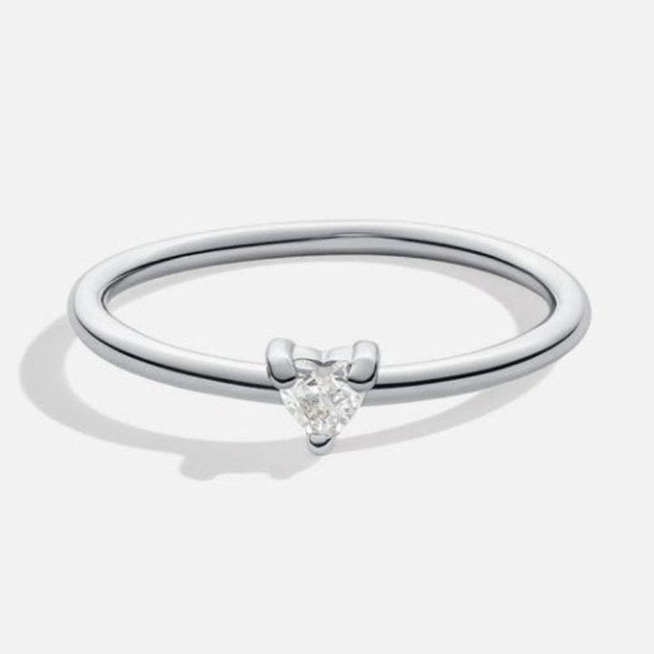 Órla – Slim Silver Ring with Fine Line