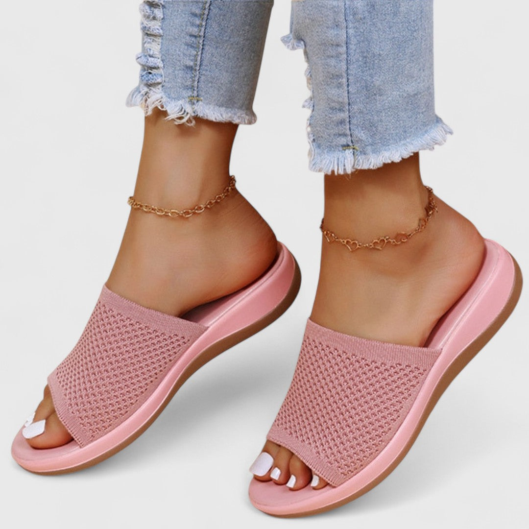 Vilma - Women's Slippers with Breathable and Orthopedic Fit
